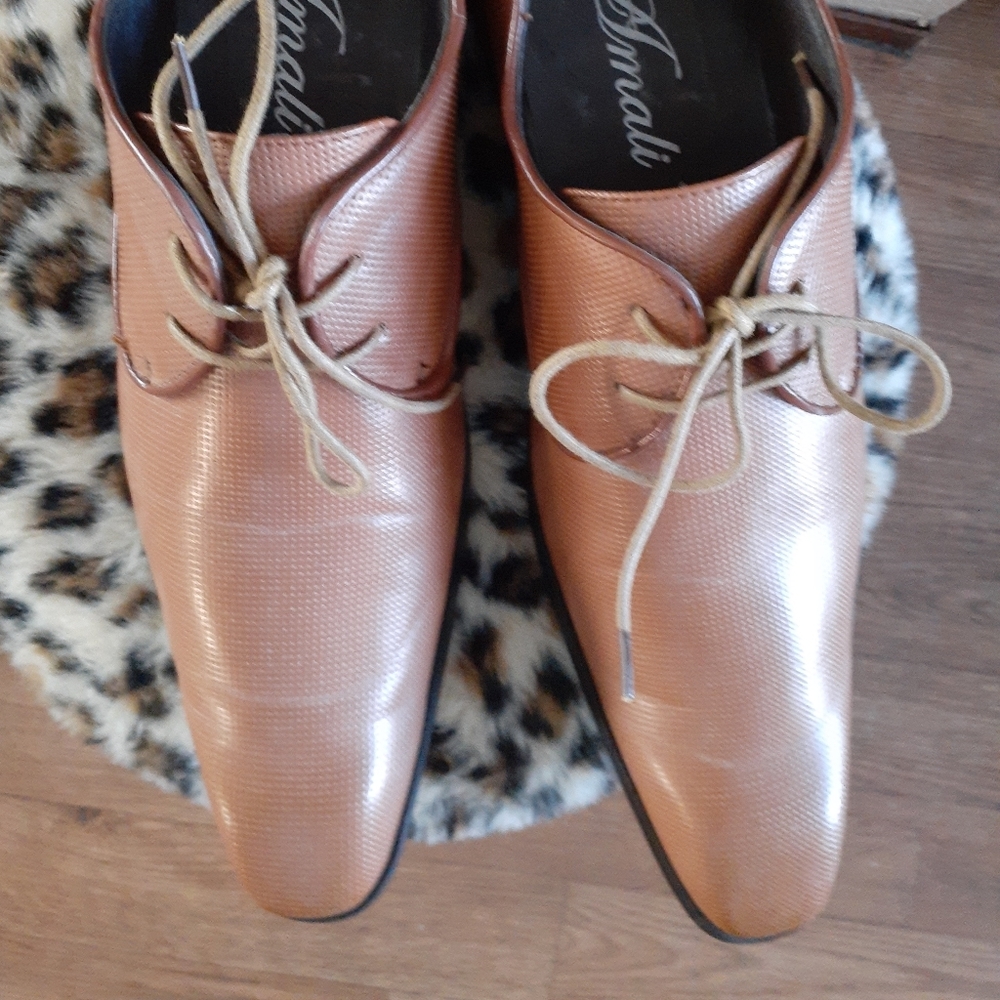 Men's shoes